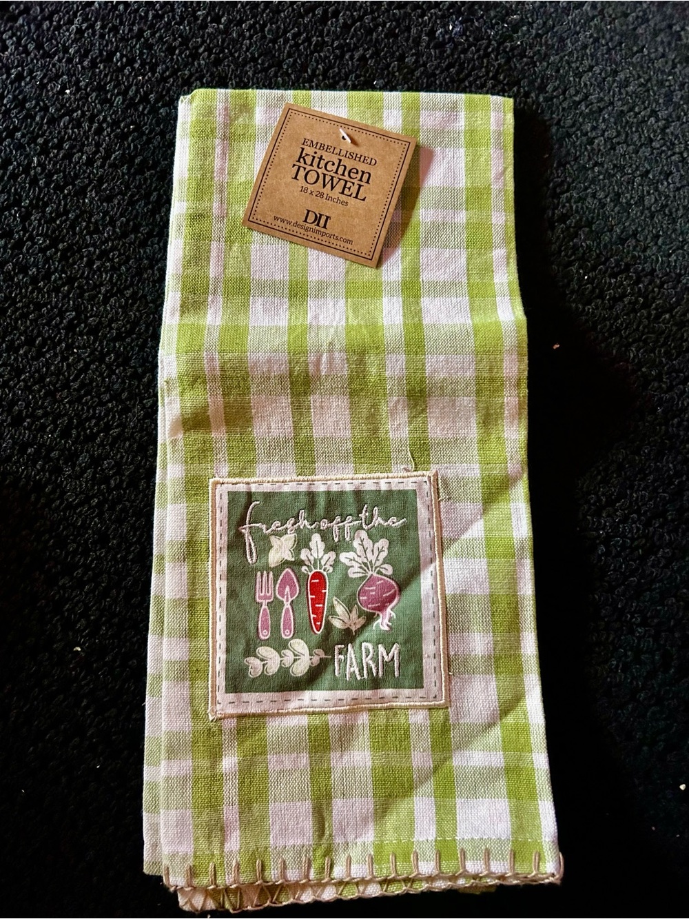 DII Green Checkered 'Fresh From the Farm' Kitchen Towel